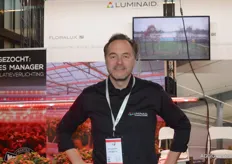 Dennis Gieselaar with Luminaid is looking for a Sales Manager for his assimilation lighting. 